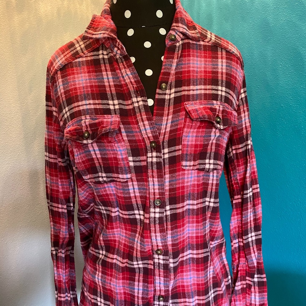 Hollister Flannel Plaid Shirt Woman’s XS